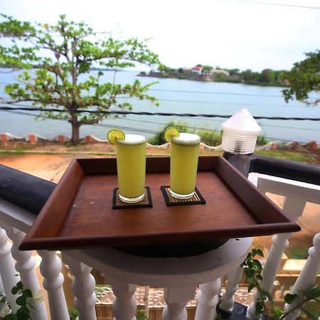 Neverbeen To Lagoon Town Apartment Batticaloa Exterior photo
