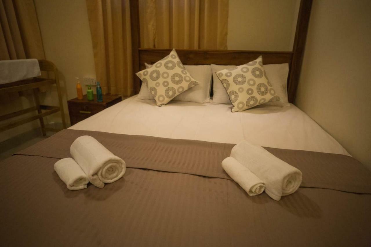 Neverbeen To Lagoon Town Apartment Batticaloa Exterior photo