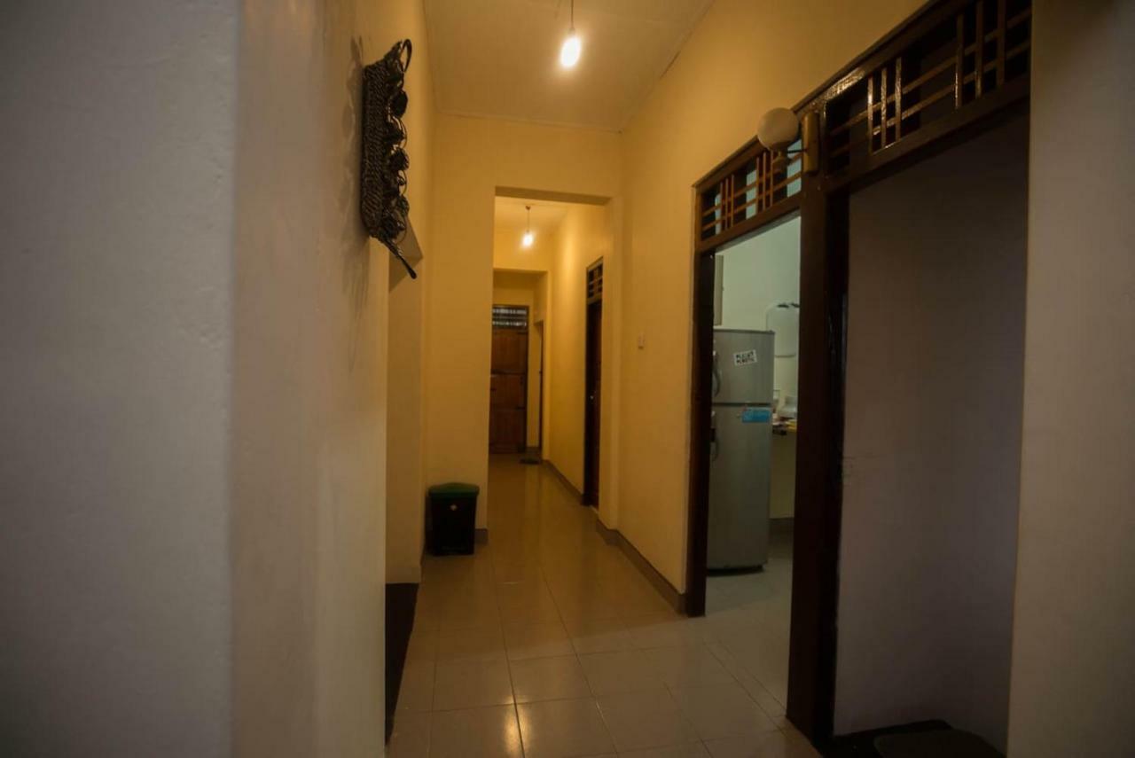 Neverbeen To Lagoon Town Apartment Batticaloa Exterior photo